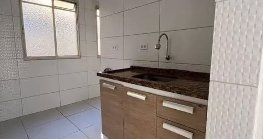 Aluguel de apartamento impecável em itaim paulista, sp: 2 quartos, 1 banheiro, vaga de garagem!