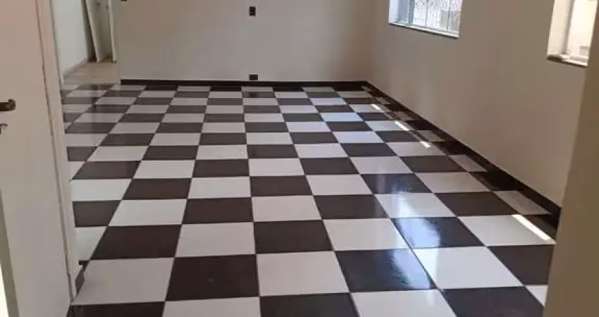 Casa comercial com 5 salas para alugar na Rua Bento Gonçalves, 73, Vila Regente Feijó, São Paulo
