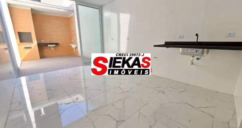 Sobrado frontal a venda na vila ré: modernidade e espaços amplos.