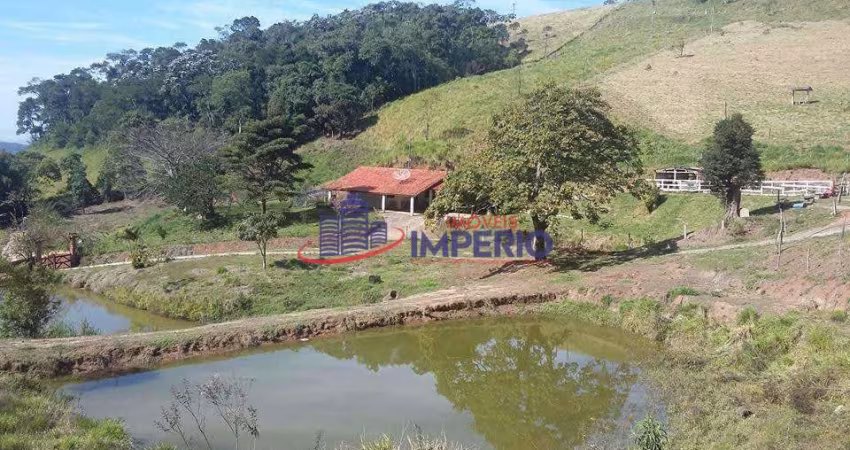 Chácara com 4 dorms, Centro, Igaratá - R$ 800 mil, Cod: 11000