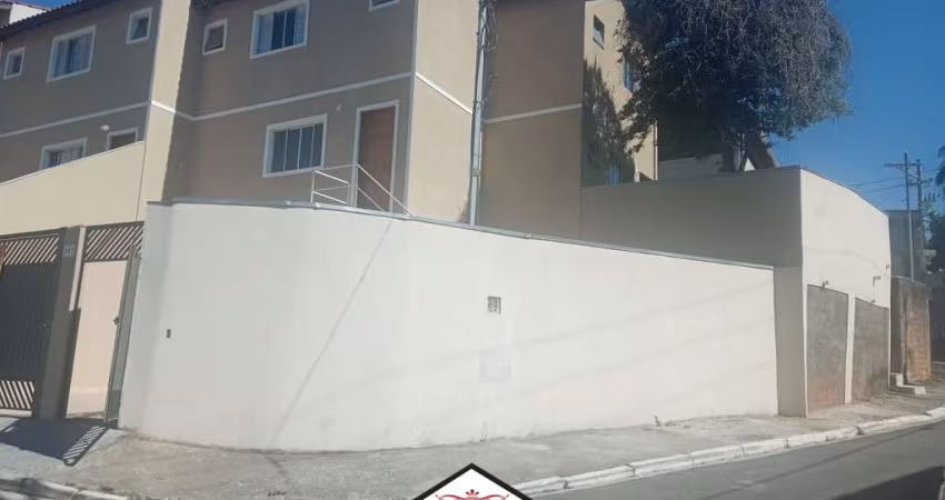 Sobrado na Vila Souza 3 dormitórios 4 vagas!