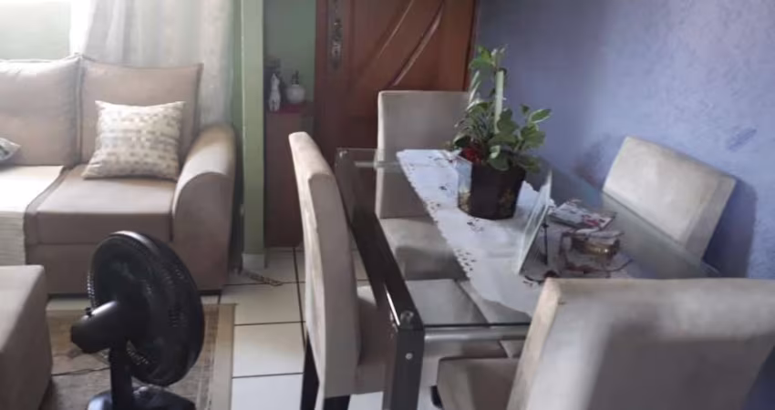 APARTAMENTO NA COHAB ANTÁRTICA
