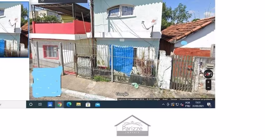 Terreno com casa velha na Vila Medeiros!