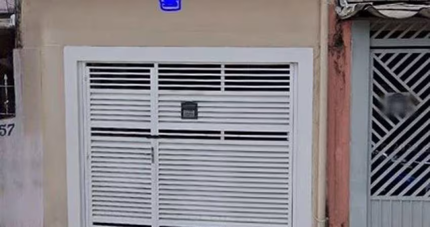 Sobrado na Vila Amália 2 dormitórios 1 vaga!
