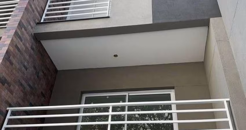 Sobrado novo no Mandaqui 3 suites 2 vagas!