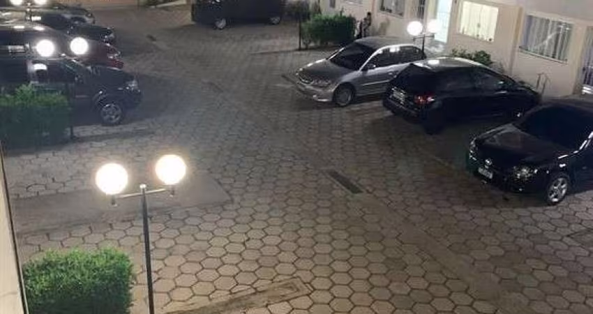 Sobrado em condomínio na Vila Bancária 2 suites!