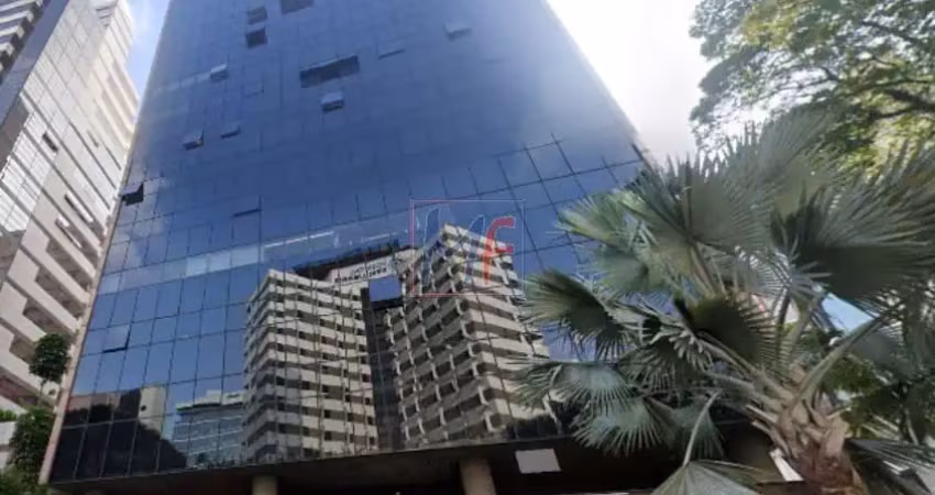 Ref 16.815 excelente conjunto comercial com 4 salas, localizado enfrente ao hospital sirio libanes, 100 m2 a.u., ar condicionado e 2 vagas.