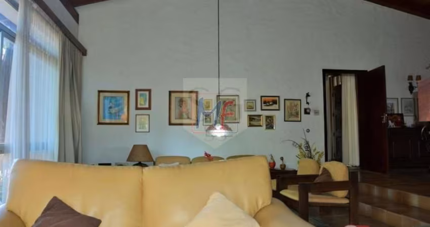 REF 16.841 - Bela casa em Riviera Paulista, 450m² a.u., 5 quartos (1 suíte), sala, lareira, escritório, terraço, cozinha, dep. empregada e 6 vagas.