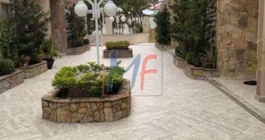 Ref: 7730 lindo sobrado em cond. no bairro vila formosa, sendo 3 suítes, varanda, diversos armários, 192 m² área útil, 5 vagas de garagem.