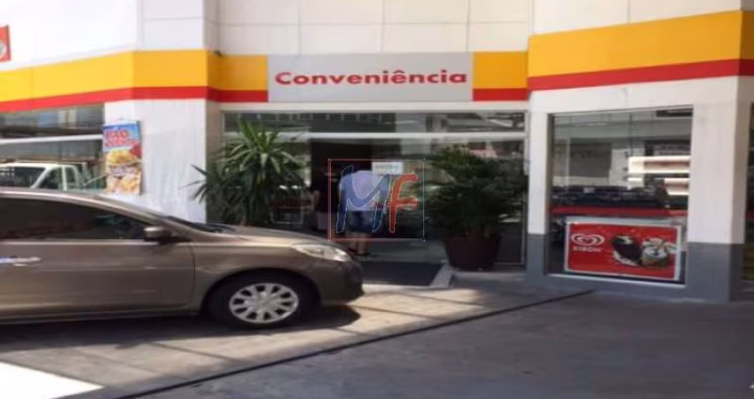 Excelente terreno com  posto de gasolina desativado 800 m²  e 481 m2  A.C. , 2 TESTADAS , Zoneamento ZM , na região da Lapa .  REF 7800