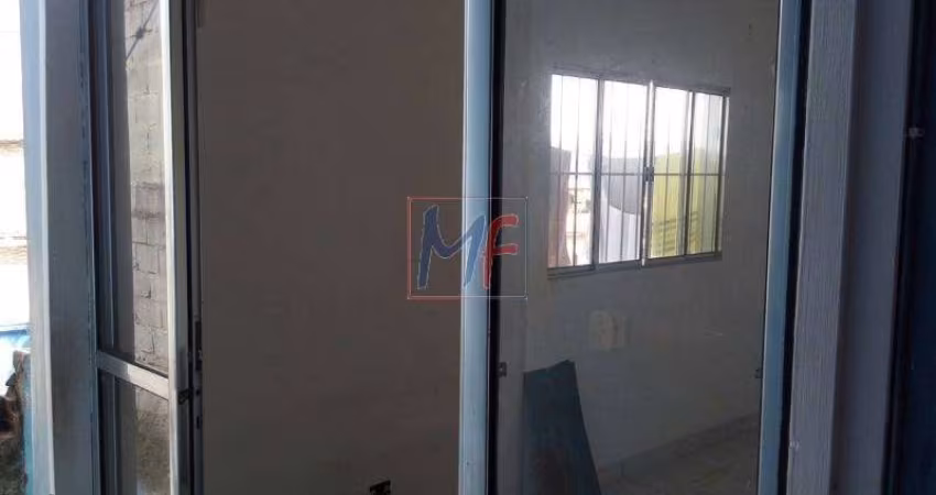 Prédio Comercial com 430 m², 3 casas no mesmo terreno e renda de R$ 1800,00( base 2025),  e com 1 dorm e banheiro cada casa e 10 vagas REF 9122 -