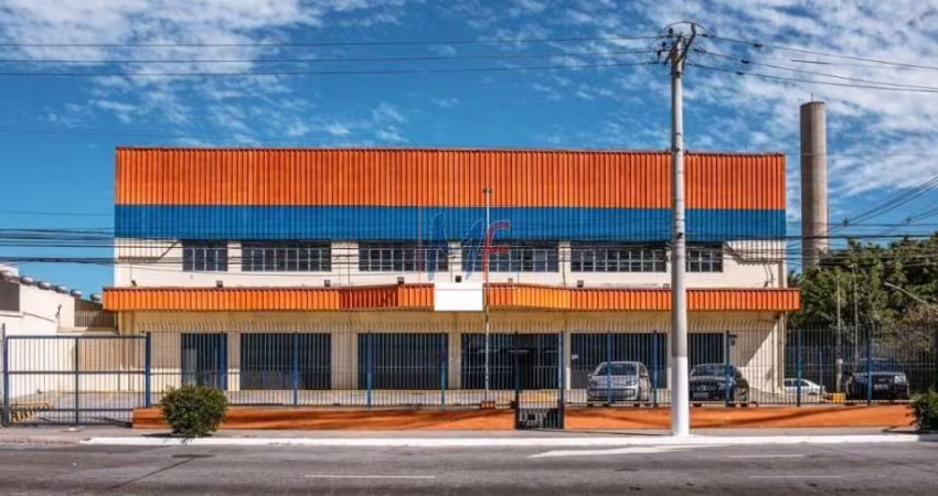 Excelente galpão na Vila Leopoldina, com 4.536m² a.c., 4.600m² a.t., 8 banheiros, elevador, depósito e 32 vagas. Zona ZEMP (REF 17.747)