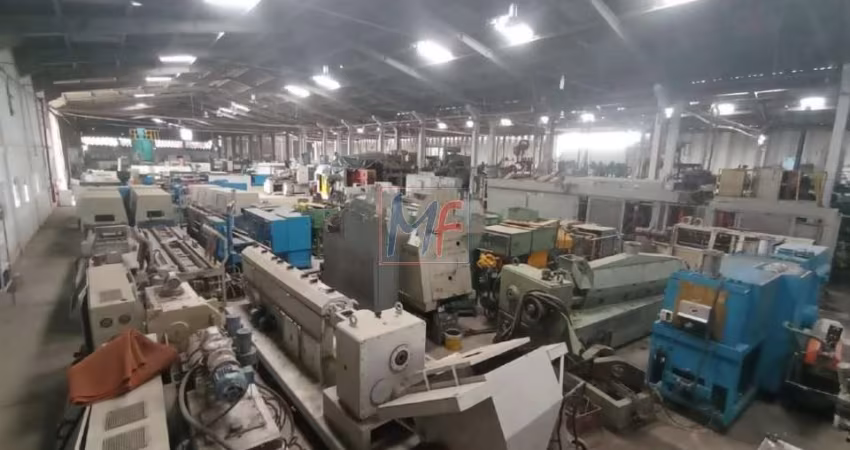 Excelente galpão em Guarulhos,  5000 m² a.c., 15000 m² a.t., guarita, escritório, depósito, vestiário, energia trifásica, 20 vagas (REF 18.047)