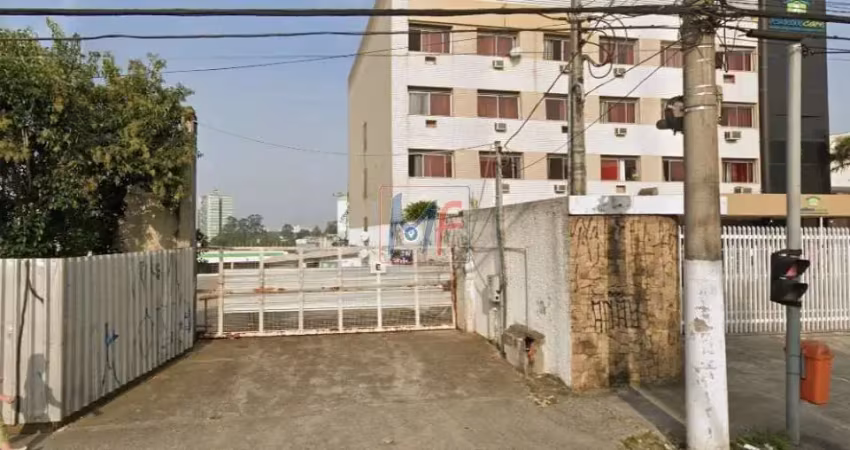 Excelente terreno localizado em são bernardo do campo, com 5.945  m2 bairro planalto. não aceita permutas . estuda propostas. ref: 18.170