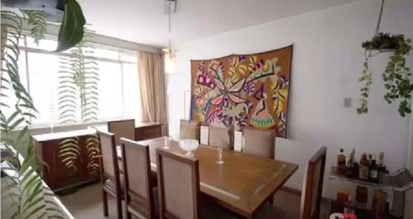 Excelente apto no jardim paulista, com 160m² a.u., 3 dormitórios (1 suíte), sala, cozinha, área de serviço, dep. empregada, 1 vaga (ref 18.500)