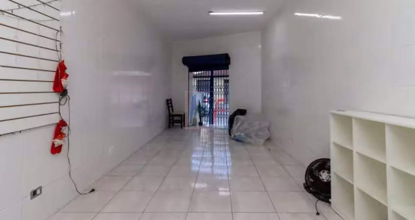 Excelente ponto comercial com  loja  bem  localizada  vila olímpia,  80 m² a.u., com portão de entrada, tres  salas , 1  banheiro. ref: 18.740