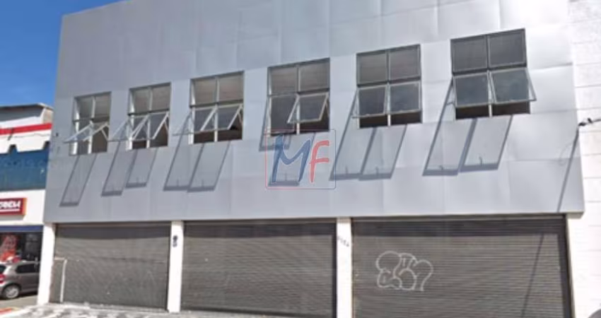 Excelente galpão na Água Rasa, com 2714 m² a.c., 1328 m² a.t., testada de 35,4 m, banheiros e salas. Prox. Av. Salim Farah Maluf (REF 19.113)
