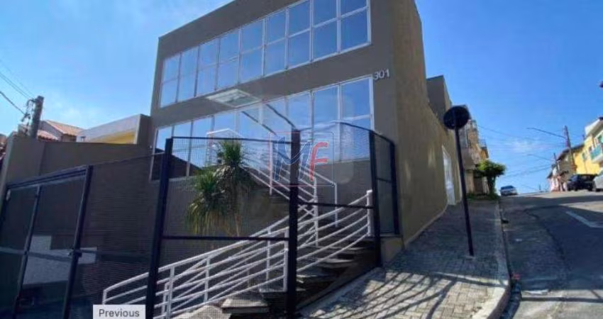 Excelente Prédio  Jardim Pilar,  195,03 m² a.c , 175 m² terreno,  copa, salas amplas, 3 banheiros e 3 vagas. REF:19.376