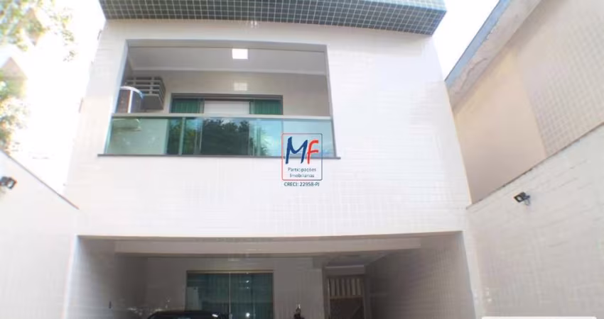 Excelente sobrado em Santos/SP, com 300m² a.u., 3 dormitórios (3 suítes), sala, cozinha, despensa, escritório, área de serviço, área gourmet, piscina, 4 vagas (REF 19.962)