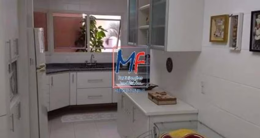 Excelente apartamento no Guarujá/SP, 2 dormitórios (1 suíte), sala, cozinha, copa, varanda, lavanderia, dep. empregada, depósito, 2 vagas, lazer (REF 19.988)