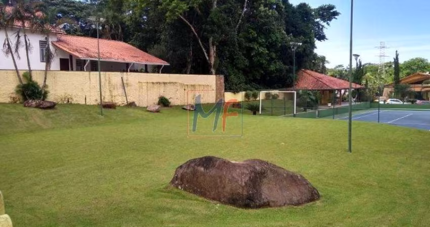 REF 8370- Terreno com  dois lotes 602 mts, todo desmatado , campo de futebol, totalmente plano e gramado em Cond. Fechado Park Imperial