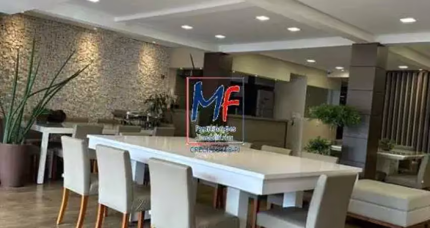 Excelente sobrado no bosque  saúde, com 225m² a.u., 3 dormitórios (2 suítes), 2 cozinhas, sala, salão de festas, churrasqueira, piscina aquecida, 6 vagas zer (ref 20.056)