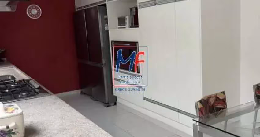 Excelente sobrado em Indianópolis, 413m² a.u., 4 dormitórios (3 suítes), sala, cozinha, escritório, dep. empregada, depósito, salão de festas, piscina, 3 vagas (REF 20.059)