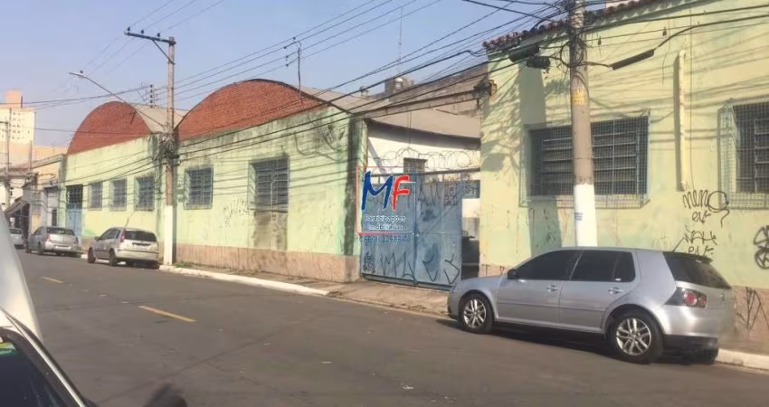 Excelente galpão na Chácara Califórnia, com escritório e duas entradas para caminhões. Terreno com 1.070 m, 1.230 a.c. . ZC. Prox. Av. Conselheiro Carrão (REF 19.892)