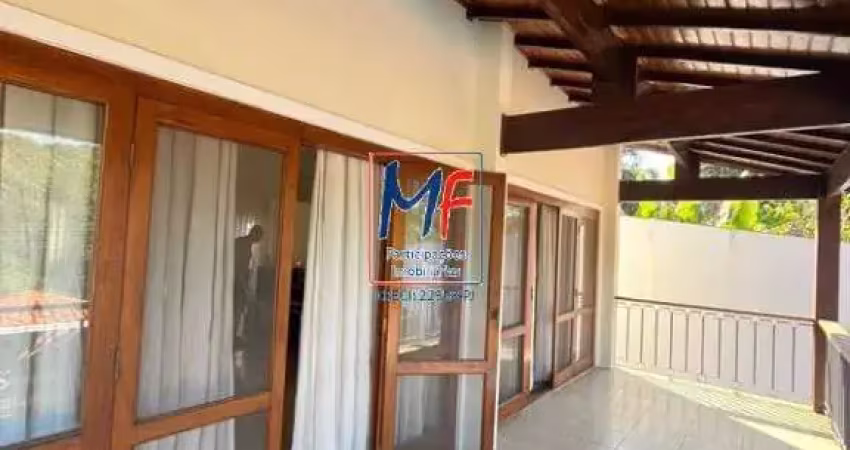 Excelente casa em cond. fechado em cotia/sp, 799m² a.u., 4 dormitórios (4 suítes), sala, cozinha, piscina, sauna, churrasqueira, jardim, 6 vagas (ref 20.232)