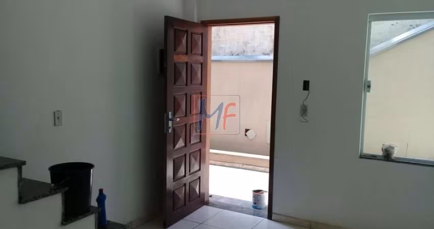 REF: 15.818 Sobrado em condomínio no Pq.  Boturussu , 52 m² a.u.,  2 suítes, lavabo, sala 2 ambientes, copa ,cozinha, lavanderia e com 1 vaga.