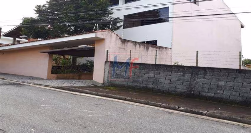 REF: 14.043 - Lindo sobrado no bairro Vila Irmãos Arnoni, com 4 quartos sendo 2 suítes, sala, cozinha, lareira, piscina, 4 vagas, 371 m².
