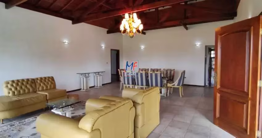 Excelente Chácara Boituva, com 480 m² a.c., 4.278 terreno, 3 suítes, 2 salas ,5 banheiros, 2 vagas e lazer  REF: 20.459