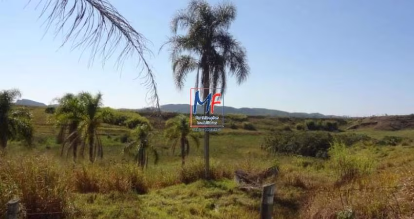 Excelente Terreno em Jacareí , com 12.000m² área total e 230 metros de frente , próximo  ao Trevo Guararema . REF: 20712
