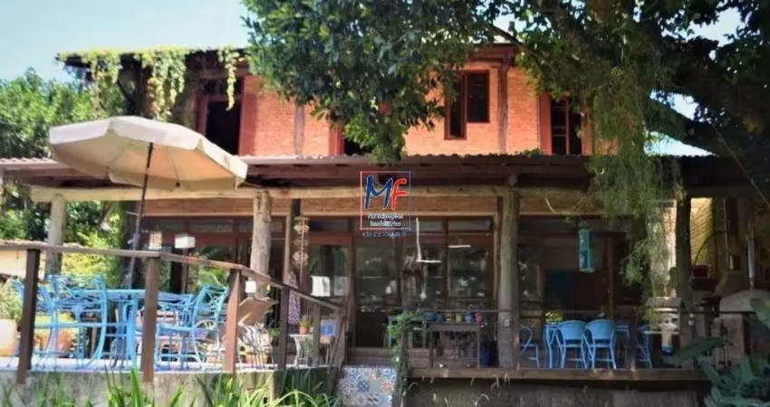 Excelente imóvel em ilhabela, 246 m² a.c., 617 m² a.t.., casa principal (3 dorms.(1 suíte) e chalé (1 suíte), piscina (ref 20.645)