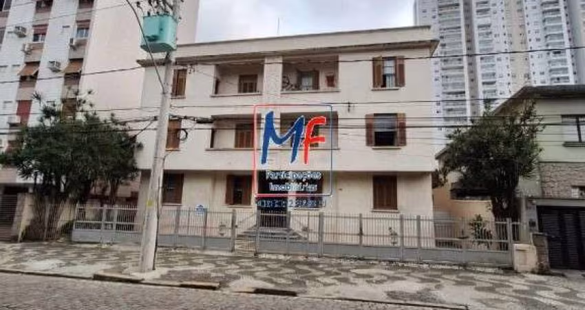 Excelente Apartamento em Santos, 83m²a.u., a 2 quadras da praia, 3 quartos, 2 banheiros, area de serviço, 1 vaga. REF: 20790