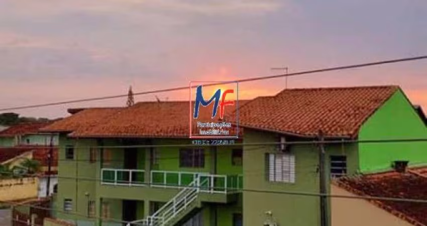 Excelente prédio em Itanhaém/SP, 360m² a.u., composto de 8 aptos mobiliados, todos com quarto, sala, cozinha, banheiro e área de serviço. Aceita permuta (REF 19.942)