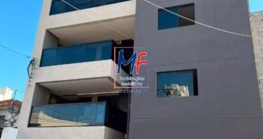 Excelente apto studio na Mooca, com 20m² de área construída, 1 quarto, cozinha, lavanderia, sacada. Prox. Metrô Bresser Mooca (REF 20.745)