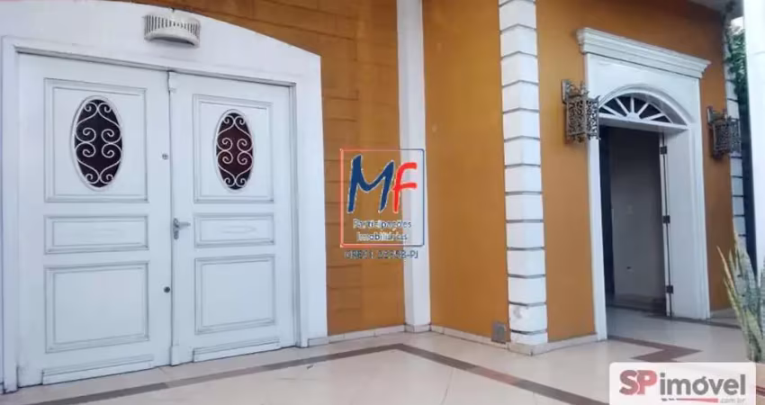 Excelente prédio comercial na cidade dutra, 693 m² a.u., com amplo salão (260m²), pé direito alto (6m), vão livre, mezanino, sanitários, ar condicionado, 5 salas (ref 21.145)