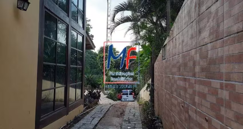 Excelente sobrado em cond. fechado na feiticeira, ilhabela/sp, 700m² a.u., 3 dormitórios (1 suíte), sala, cozinha, lavanderia,  churrasqueira, piscina, 6 vagas (ref 21.272)