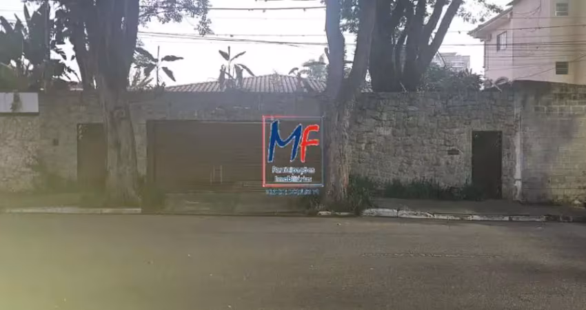 Excelente casa  campo belo, com 300 m²  a.u ,  4 dormitórios sendo  3 suítes, 4 banheiros, sala ampla, cozinha, lavandeira e garagem para até 4 carros. zer .  ref 21.460