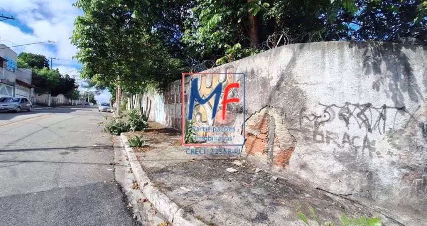 Excelente terreno no jardim das oliveiras, 500 m² de área,   zm,  imóvel de esquina, murado, com portão para pedestres/veículos e acesso para duas ruas (ref 21.747)