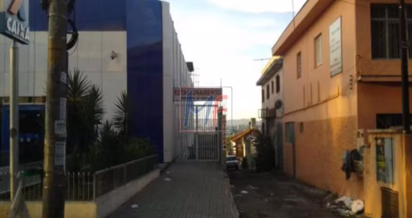 REF  5623 - Terreno com Lindo sobrado nVila Norma com três casas independentes, localizado a 150 m da estação de trem S.Miguel Paulista.