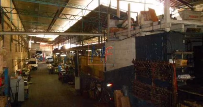 Excelente Galpão Comercial no bairro Saúde, com 808 m² a.c, e 864m² terreno, testada de 12 metros, zoneamento: ZEU. Estuda propostas com permutas.  - REF 7878