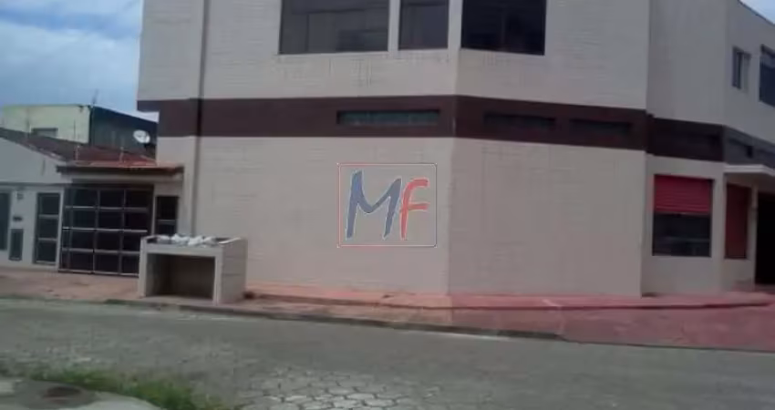 Excelente prédio comercial com 800 m² de a.c., 4 lojas, 3 aptos piso superior itanhaem. ref: 7.962