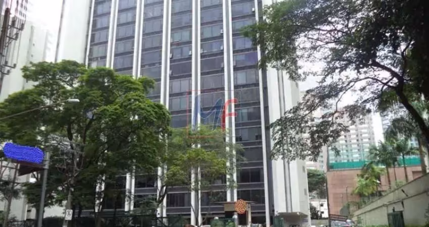 Excelente conjunto comercial no 10 andar , cidade monções, com 375 m², 8 vagas, 6 salas, ótima localização, próximo à metrô. (ref. 9.483)