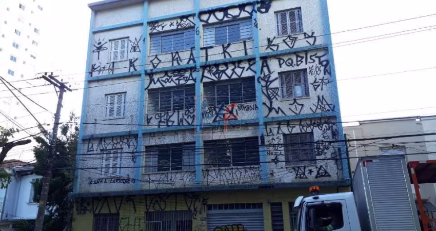 Ótimo Prédio com 525 m² e 1417 a.c.  Frente: 12 m, com 21 aptos , 3 pavimentos , Zoneamento Z3  no Ipiranga. Estuda propostas. REF 10.007