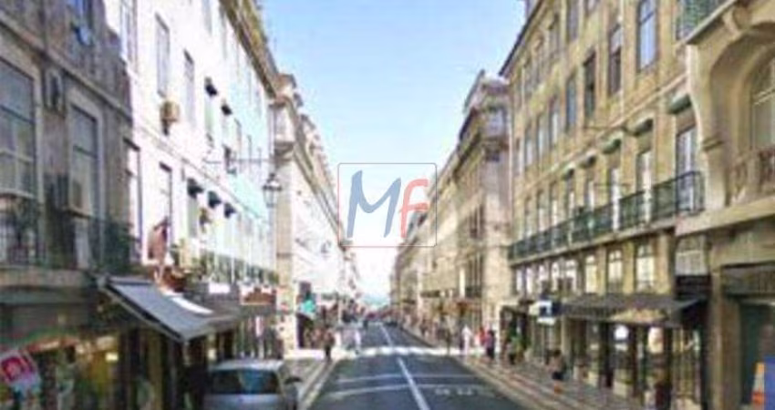 REF 12.315  Ótima loja com 225m² terreno, 600m² área construída, não possui vagas de garagem,localizado no bairro  Republica.