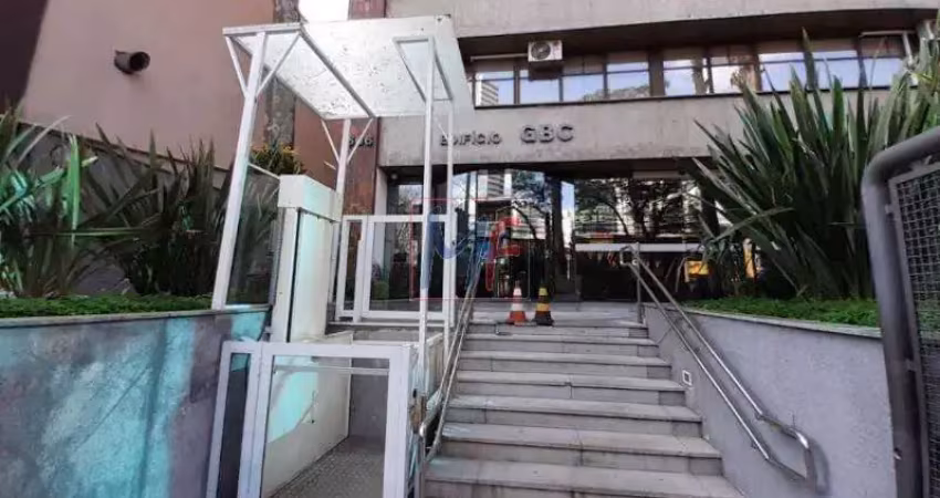Ref 12.427 conjunto comercial  bairro vila olímpia, com 133 m² útil, 2 vagas, 3 wc, ar condicionado, carpete, copa, escritório, piso laminado