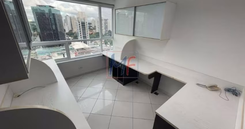 REF: 14.600 - Conjunto comercial 44 m² , decorado e mobiliada com mesas, cadeiras e armários, divisórias, ar condicionado central e 1 vaga .