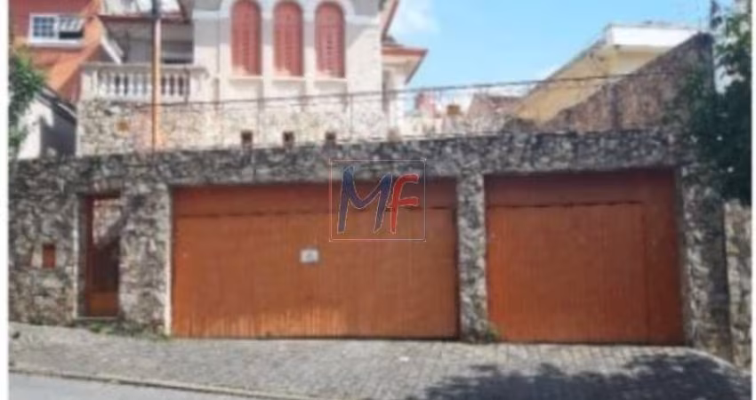 Lindo Sobrado na Mooca, com 500 m2 a.c.  , terreno com 645 m2, ZM , 3 dorms., 3 vagas, amplo quintal com salão de festas, churrasqueira, ótima localização. REF. 14.705